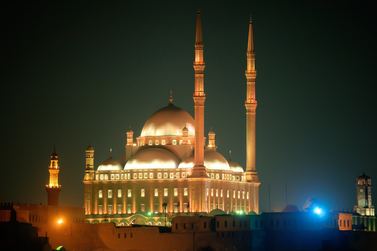 Walking–night-Tour-in-cairo